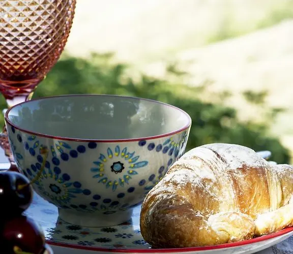 Casa Fluo Relais منزل ريفي