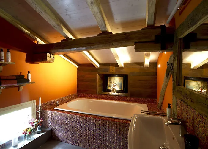 Casa Fluo Relais カントリーハウス *