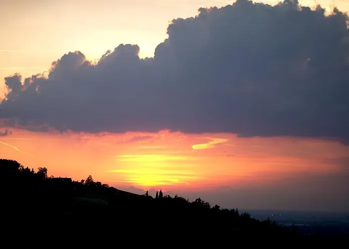 Casa Fluo Relais Летний дом Болонья